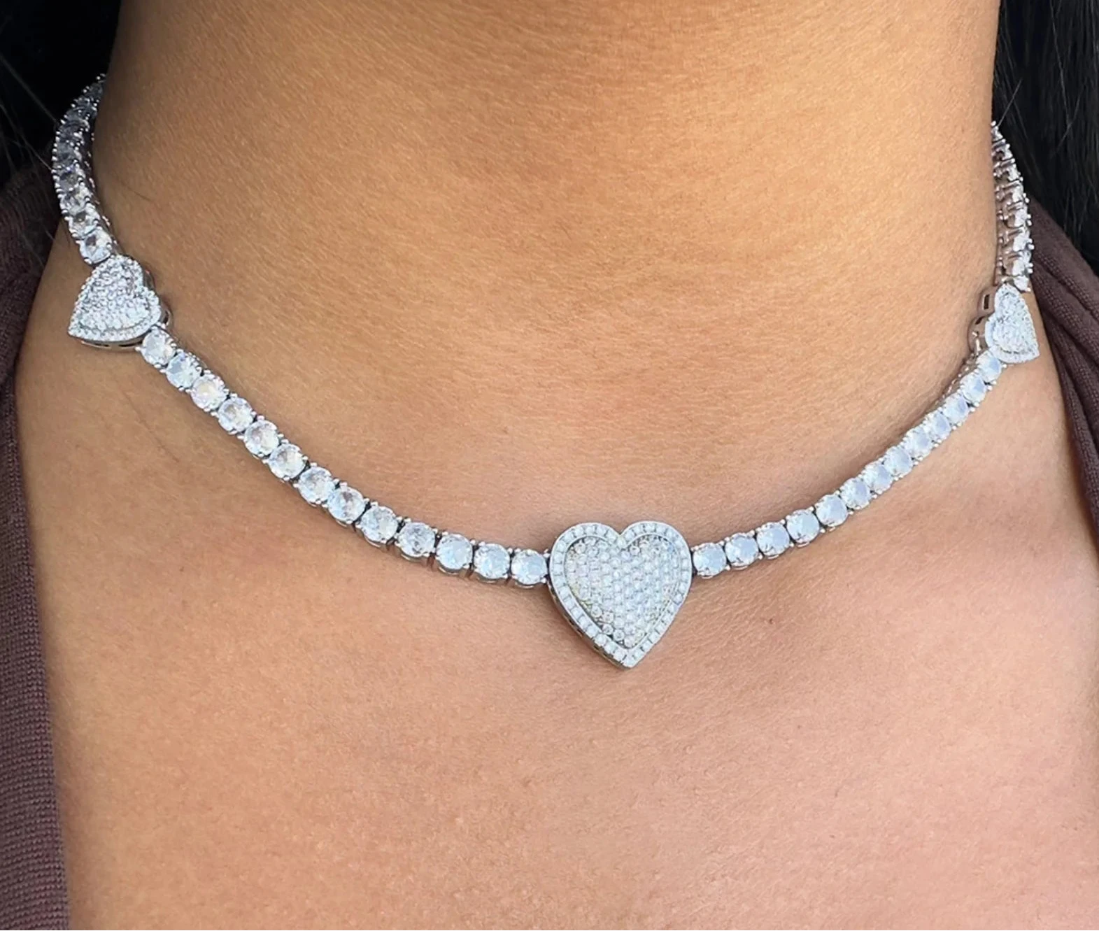 COLD HEARTED TENNIS CHOKER